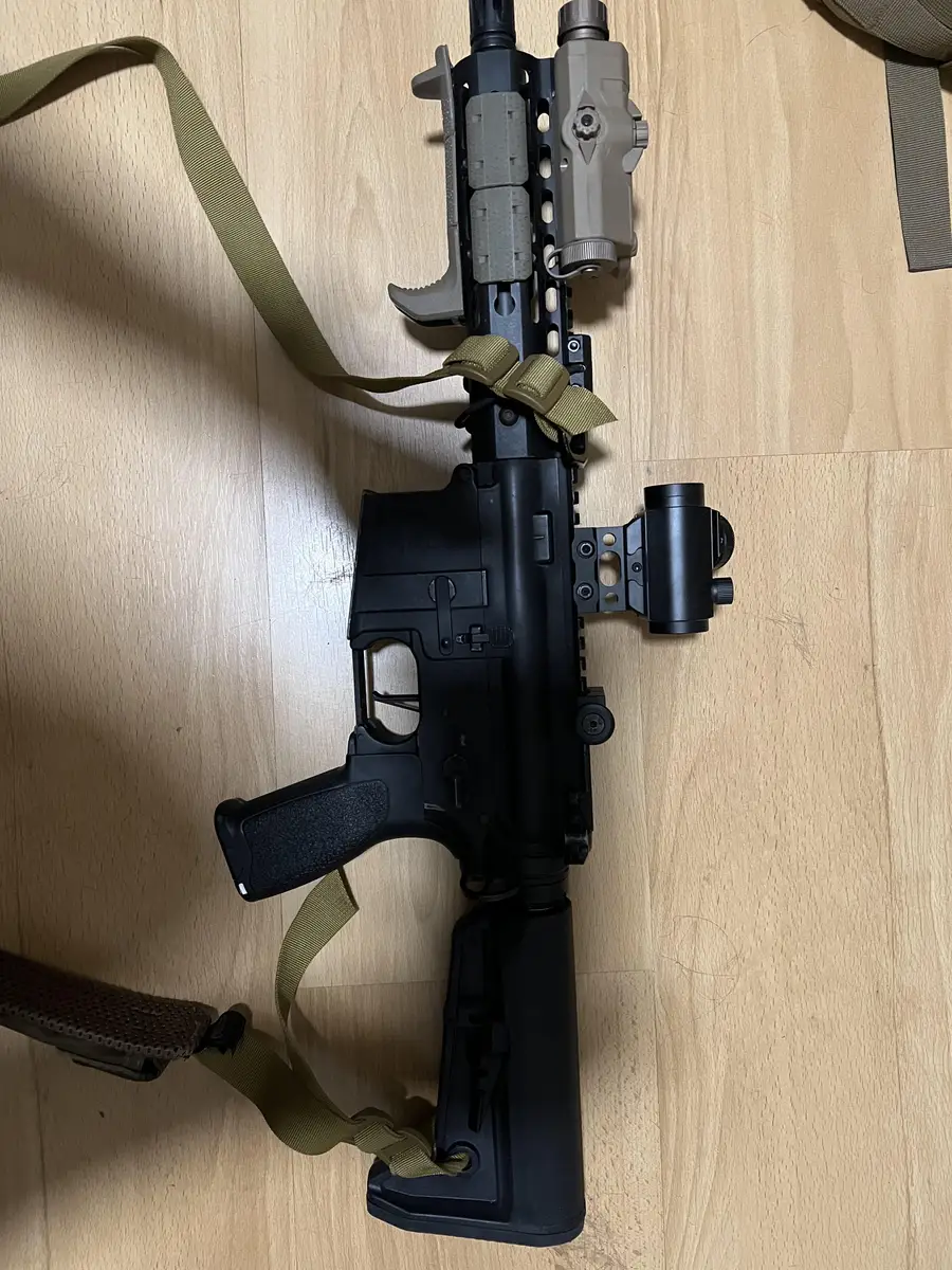 M4 Specna Arms - Abuse + VantaBlack v2 — imagen 1