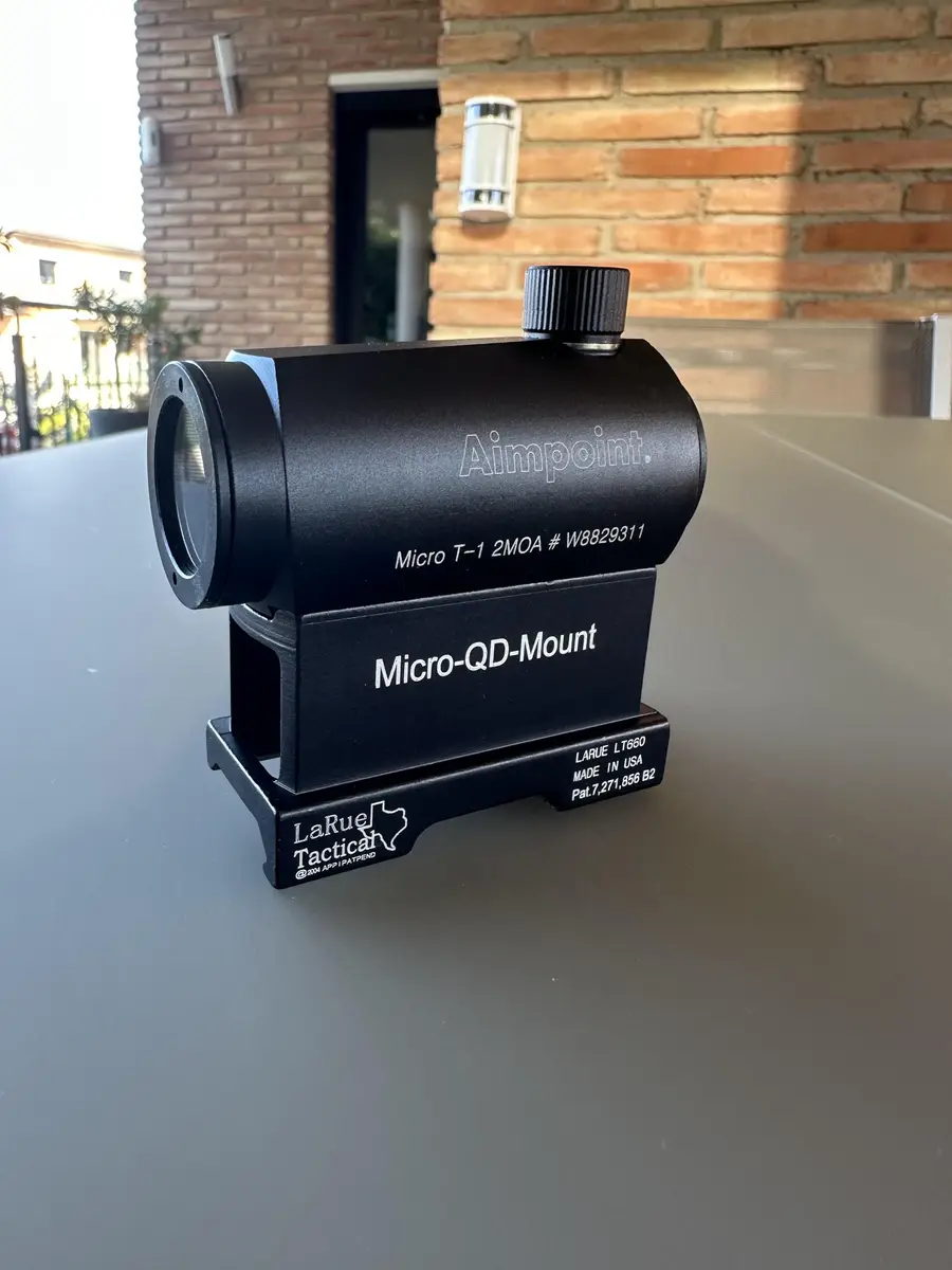Red Dot Aimpoint T-1 + Montura LaRue Tactical — imagen 1